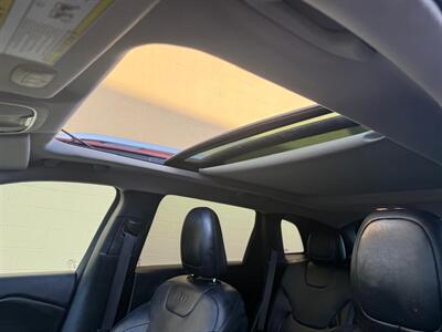 2015 Jeep Cherokee Limited - Photo 20 - Houston, TX 77063-5630