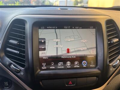 2015 Jeep Cherokee Limited - Photo 17 - Houston, TX 77063-5630