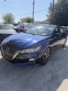 2022 Nissan Altima 2.5 SR   - Photo 1 - Houston, TX 77063-5630