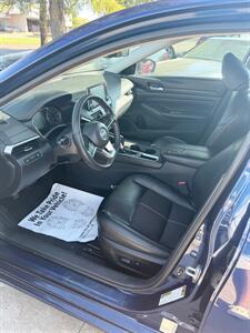 2022 Nissan Altima 2.5 SR   - Photo 5 - Houston, TX 77063-5630