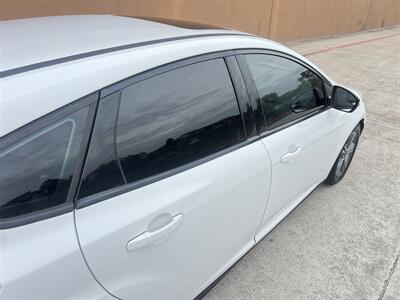 2014 Ford Focus SE - Photo 10 - Houston, TX 77063-5630