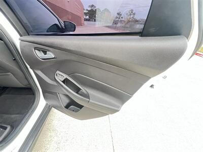 2014 Ford Focus SE - Photo 26 - Houston, TX 77063-5630