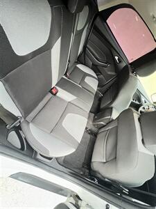 2014 Ford Focus SE - Photo 11 - Houston, TX 77063-5630