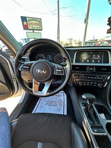 2019 Kia Optima LX   - Photo 13 - Houston, TX 77063-5630