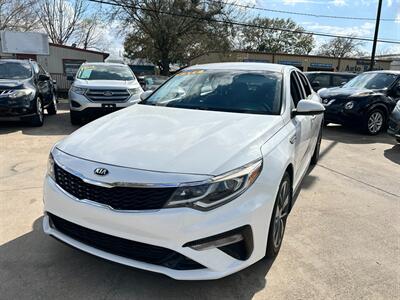 2019 Kia Optima LX   - Photo 2 - Houston, TX 77063-5630
