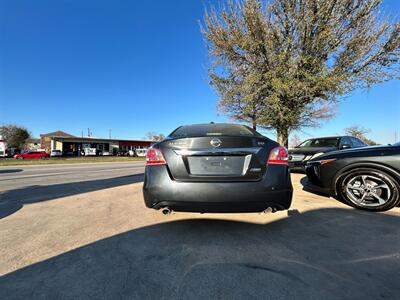 2013 Nissan Altima 2.5  SV - Photo 8 - Houston, TX 77063-5630