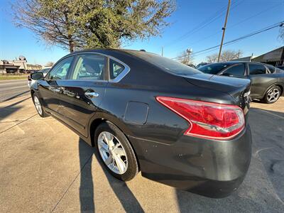 2013 Nissan Altima 2.5  SV - Photo 6 - Houston, TX 77063-5630