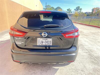 2020 Nissan Rogue Sport S   - Photo 6 - Houston, TX 77063-5630