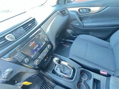 2020 Nissan Rogue Sport S   - Photo 20 - Houston, TX 77063-5630