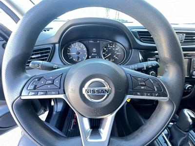 2020 Nissan Rogue Sport S   - Photo 16 - Houston, TX 77063-5630