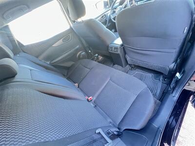 2020 Nissan Rogue Sport S   - Photo 8 - Houston, TX 77063-5630