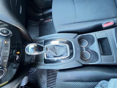 2020 Nissan Rogue Sport S   - Photo 19 - Houston, TX 77063-5630