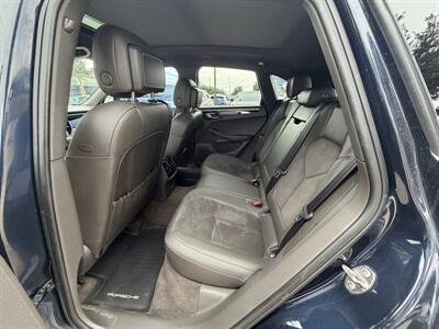 2018 Porsche Macan - Photo 9 - Houston, TX 77063-5630