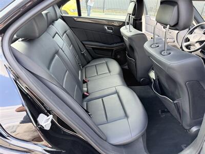 2010 Mercedes-Benz E 350 Luxury   - Photo 12 - Houston, TX 77063-5630