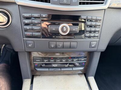 2010 Mercedes-Benz E 350 Luxury   - Photo 14 - Houston, TX 77063-5630