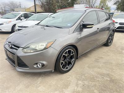 2014 Ford Focus SE - Photo 2 - Houston, TX 77063-5630