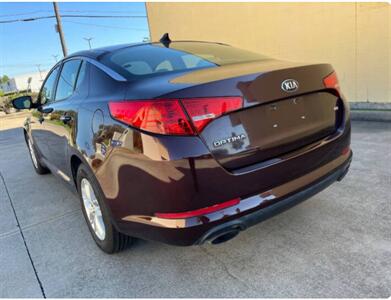2013 Kia Optima LX - Photo 6 - Houston, TX 77063-5630