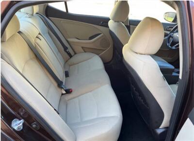 2013 Kia Optima LX - Photo 8 - Houston, TX 77063-5630