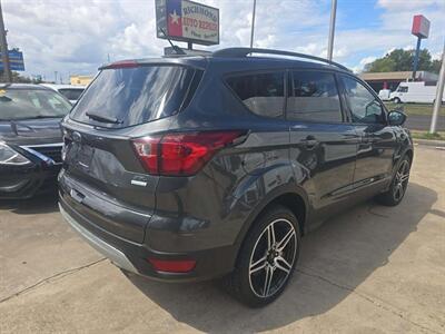 2019 Ford Escape SEL - Photo 4 - Houston, TX 77063-5630