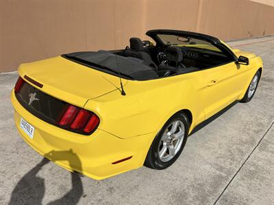 2016 Ford Mustang V6  Convertible - Photo 11 - Houston, TX 77063-5630