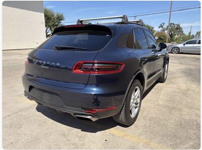 2018 Porsche Macan - Photo 6 - Houston, TX 77063-5630