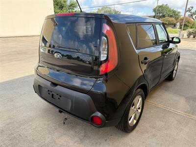 2016 Kia Soul - Photo 23 - Houston, TX 77063-5630
