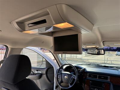 2009 Chevrolet Tahoe LT   - Photo 10 - Fort Worth, TX 76111