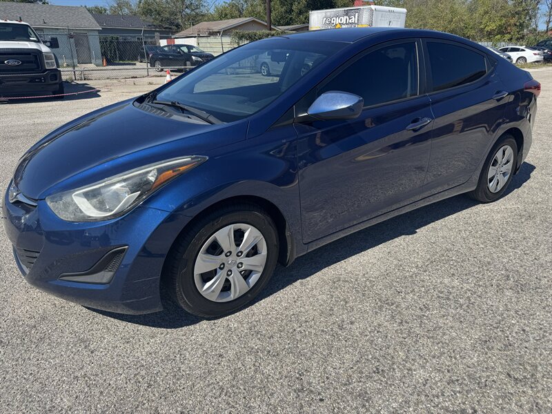 2016 Hyundai Elantra