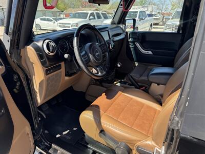 2011 Jeep Wrangler Rubicon   - Photo 7 - Fort Worth, TX 76111