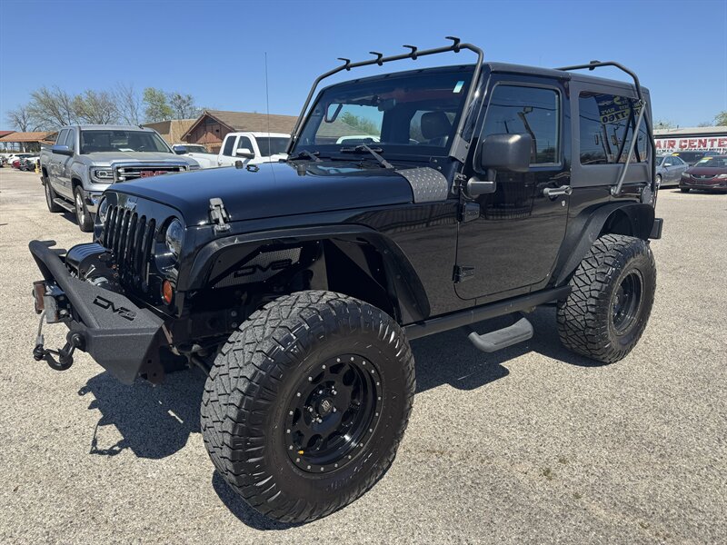 2011 Jeep Wrangler Rubicon   - Photo 1 - Fort Worth, TX 76111