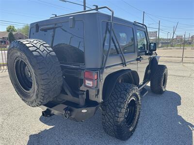 2011 Jeep Wrangler Rubicon   - Photo 4 - Fort Worth, TX 76111