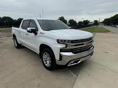 2019 Chevrolet Silverado 1500 LTZ   - Photo 2 - Fort Worth, TX 76111