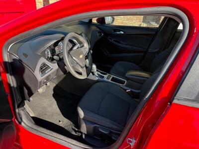 2017 Chevrolet Cruze LS Auto   - Photo 5 - Baton Rouge, LA 70815