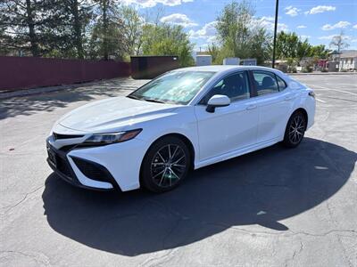 2021 Toyota Camry SE   - Photo 8 - Lehi, UT 84043