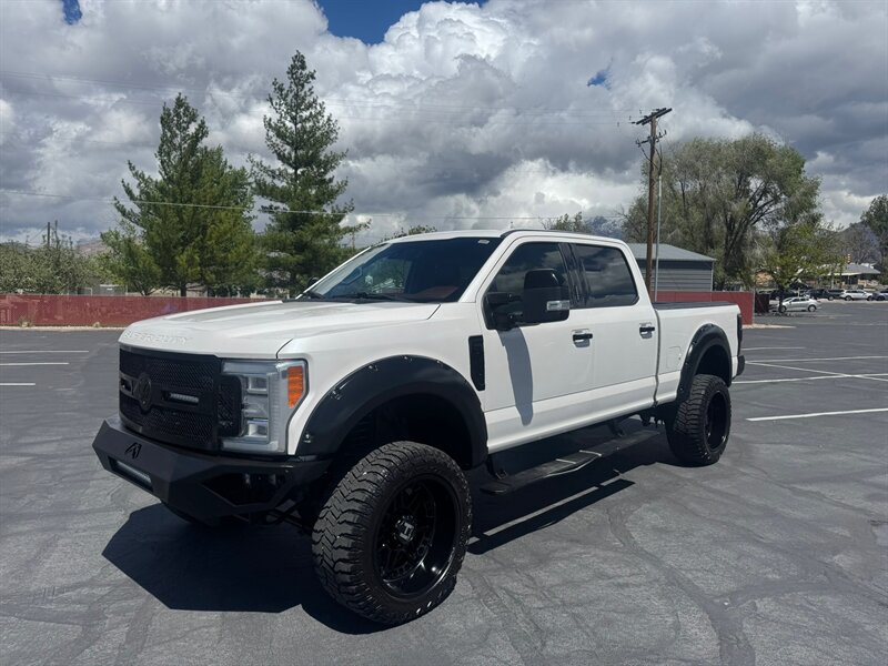 2018 Ford F-350 Super Duty Platinum  