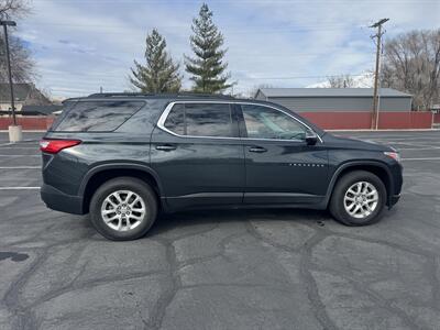 2021 Chevrolet Traverse LT Cloth   - Photo 3 - Lehi, UT 84043