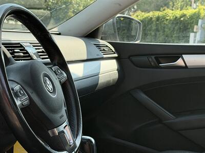 2013 Volkswagen Passat SE PZEV - Photo 18 - Roy, UT 84067