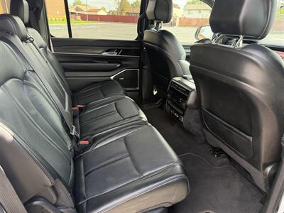 2024 Jeep Wagoneer L Series II - Photo 16 - Lehi, UT 84043