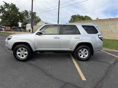 2014 Toyota 4Runner SR5   - Photo 2 - Roy, UT 84067