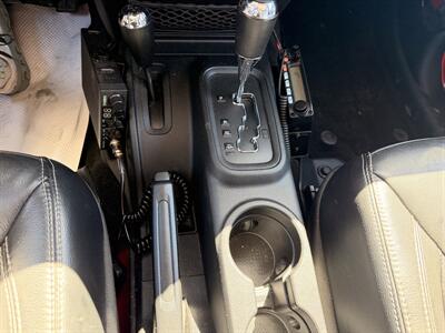2015 Jeep Wrangler Unlimited Sahara   - Photo 17 - Lehi, UT 84043