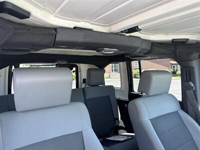 2010 Jeep Wrangler Unlimited Sahara - Photo 11 - Lehi, UT 84043