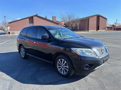 2013 Nissan Pathfinder SV   - Photo 3 - Lehi, UT 84043