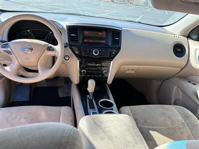 2013 Nissan Pathfinder SV   - Photo 10 - Lehi, UT 84043