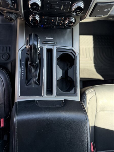 2016 Ford F-150 Lariat - Photo 16