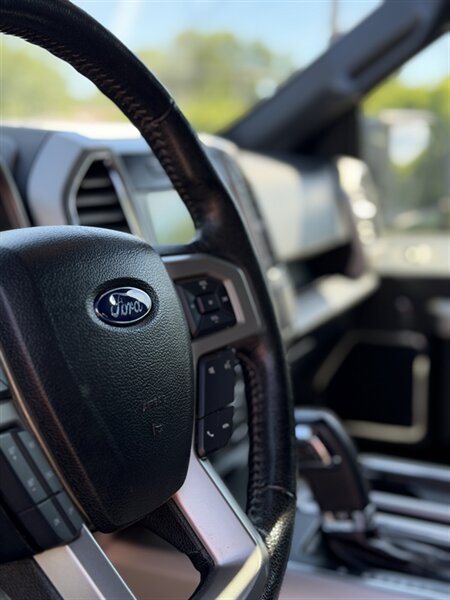 2016 Ford F-150 Lariat - Photo 11
