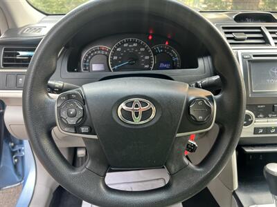 2012 Toyota Camry LE - Photo 17 - Beaverton, OR 97005