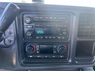 2004 Chevrolet Silverado 3500 Crew Cab 4X4 DUALLY   - Photo 15 - Beaverton, OR 97005