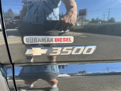 2004 Chevrolet Silverado 3500 Crew Cab 4X4 DUALLY   - Photo 14 - Beaverton, OR 97005