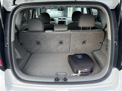 2015 Kia Soul EV EV   - Photo 11 - Beaverton, OR 97005