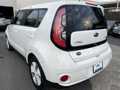 2015 Kia Soul EV EV   - Photo 3 - Beaverton, OR 97005